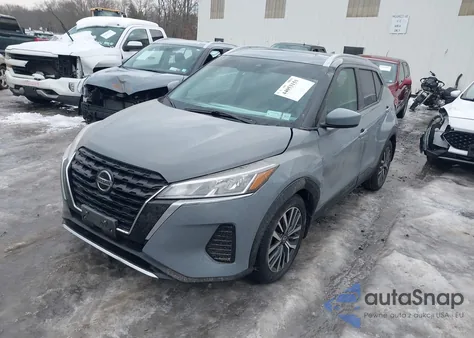 2021 Nissan Kicks Sv Xtronic Cvt из США, поврежденный, VIN 3N1CP5CV5ML528075